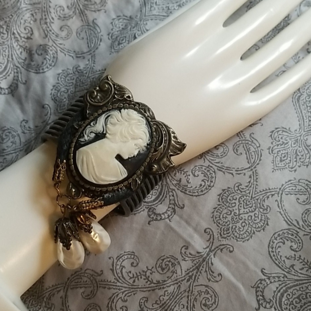 Goth/Steampunk Cameo Bracelet